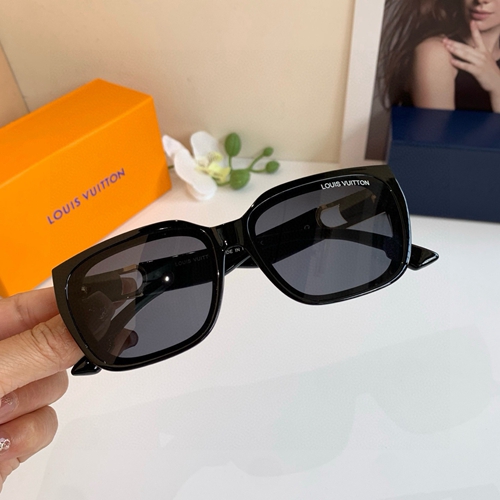 ルイヴィトンサングラス側面デザイン